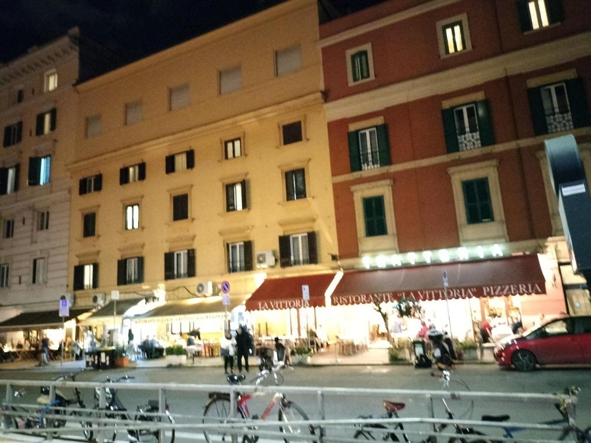 Nice Room In The Center Of Rome Bagian luar foto